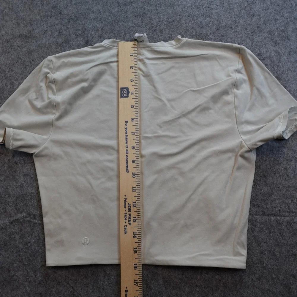 Lululemon Top Womens‎ Large Wundermost Ultra Soft Nulu Crew Neck Cropped TShirt